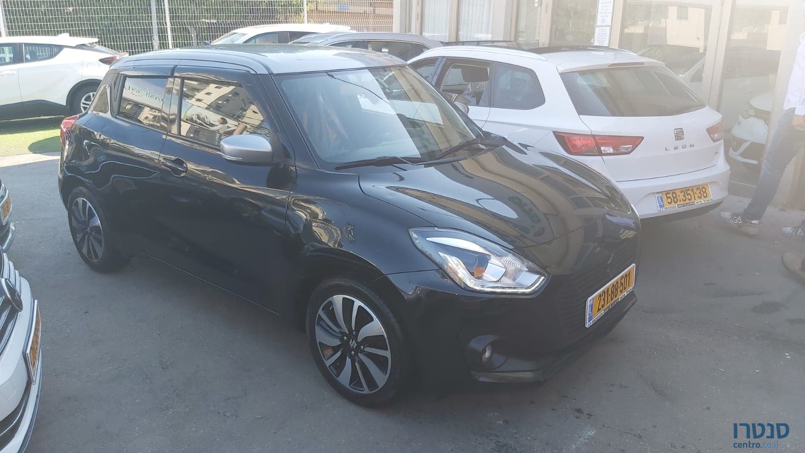 2018' Suzuki Swift photo #1