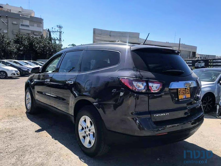 2013' Chevrolet Traverse photo #2
