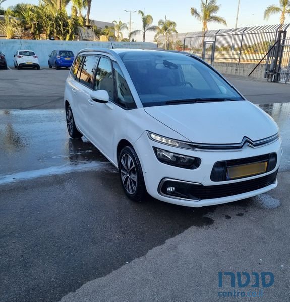 2018' Citroen C4 סיטרואן photo #1