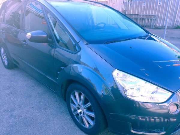 2009' Ford S-Max photo #1