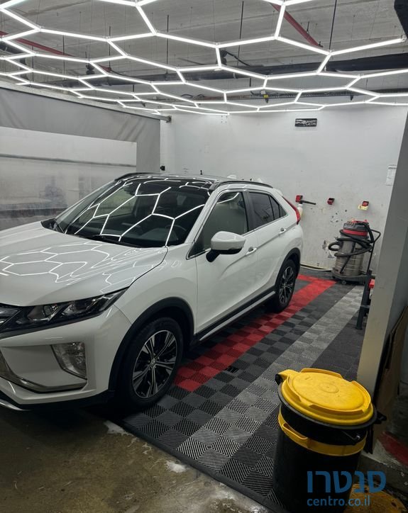 2018' Mitsubishi Eclipse Cross מיצובישי אקליפס קרוס photo #2