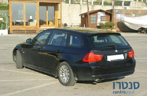 2009' BMW 318 photo #4