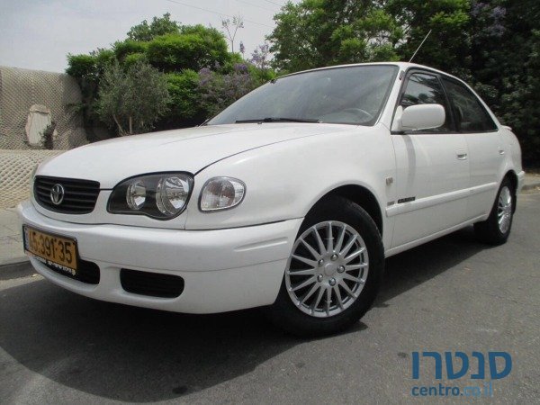 2002' Toyota Corolla photo #3