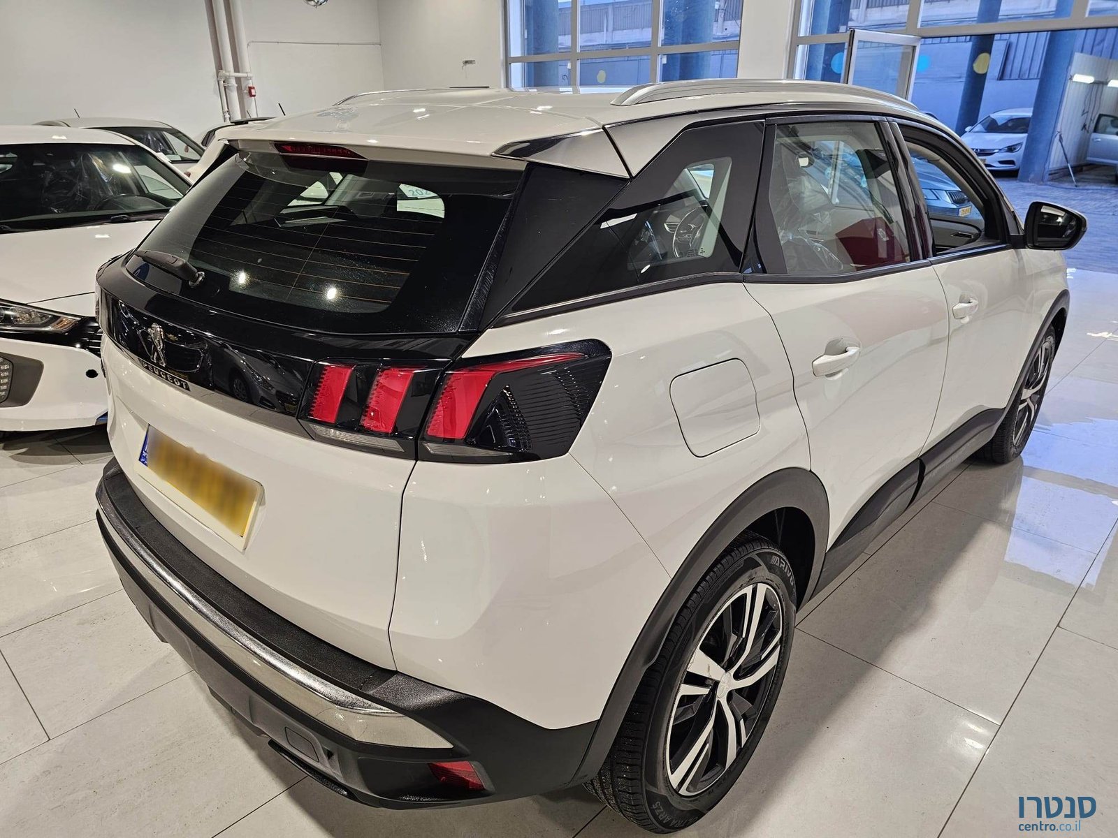 2019' Peugeot 3008 photo #3