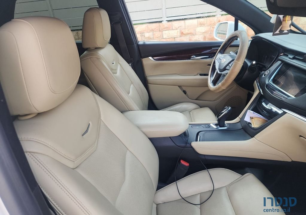 2017' Cadillac XT5 קאדילק photo #3