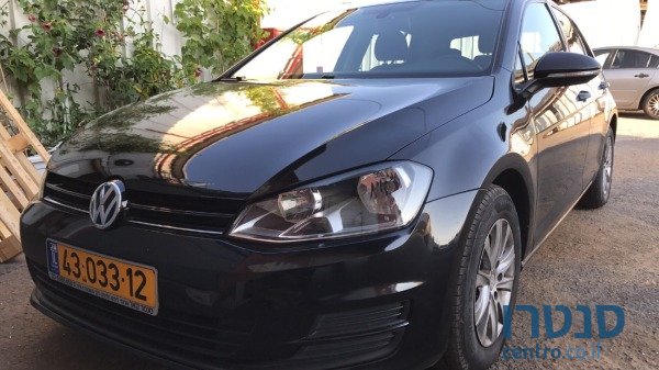 2013' Volkswagen Golf photo #1