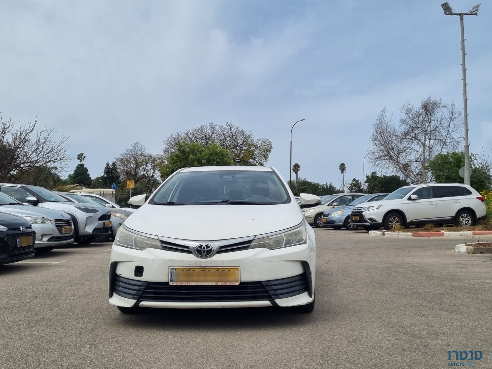 2018' Toyota Corolla טויוטה קורולה photo #2