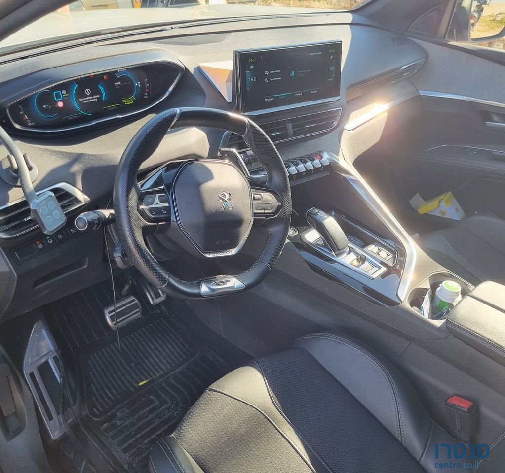 2023' Peugeot 3008 פיג'ו photo #2
