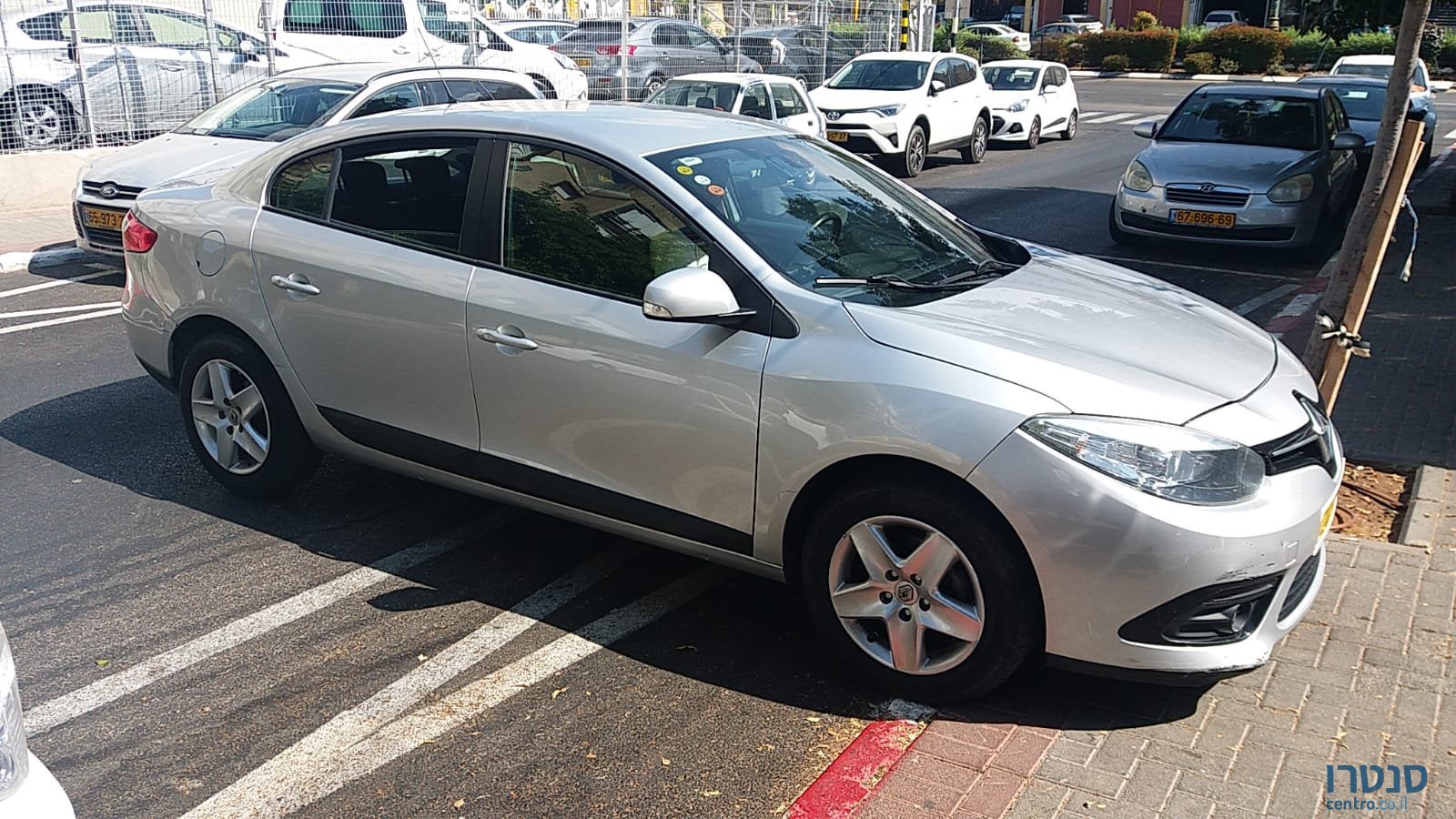 2016' Renault Fluence photo #1