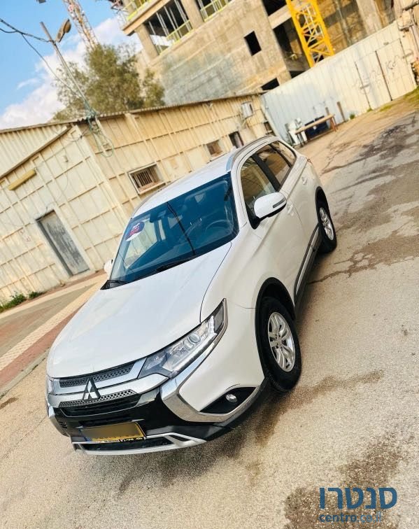2019' Mitsubishi Outlander מיצובישי אאוטלנדר photo #3