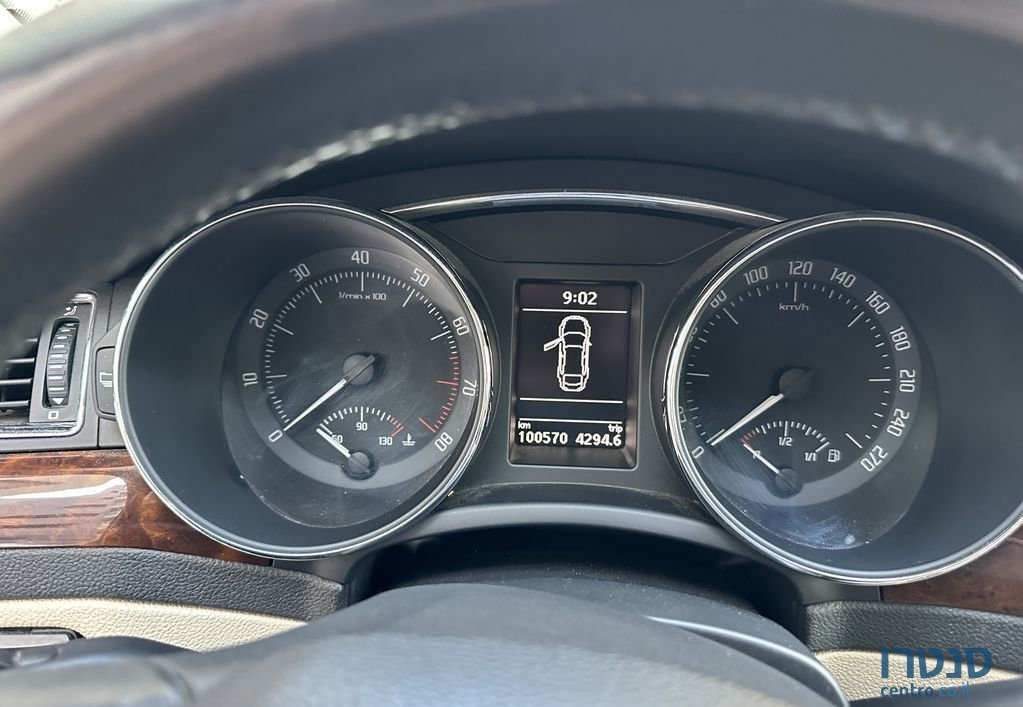 2015' Skoda Superb סקודה סופרב photo #3