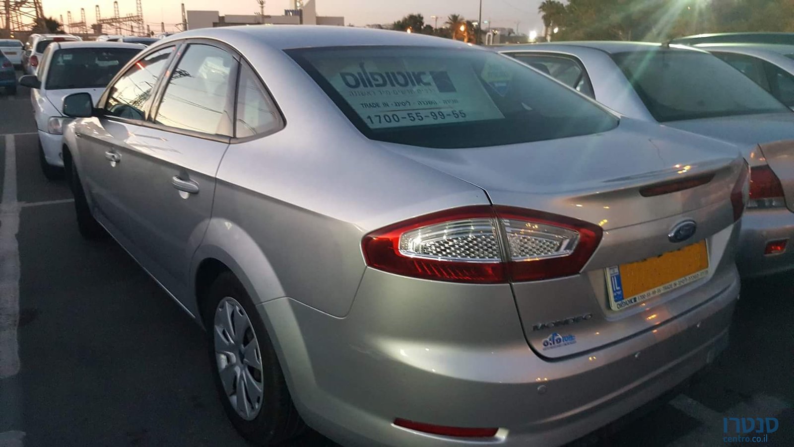 2011' Ford Mondeo photo #4