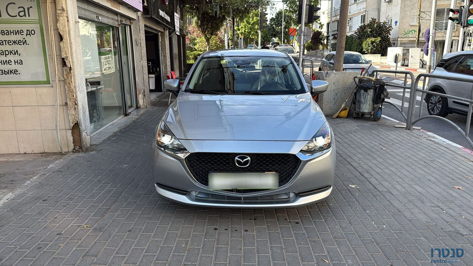 2022' Mazda 2 photo #4