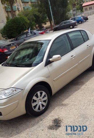 2008' Renault Megane photo #1