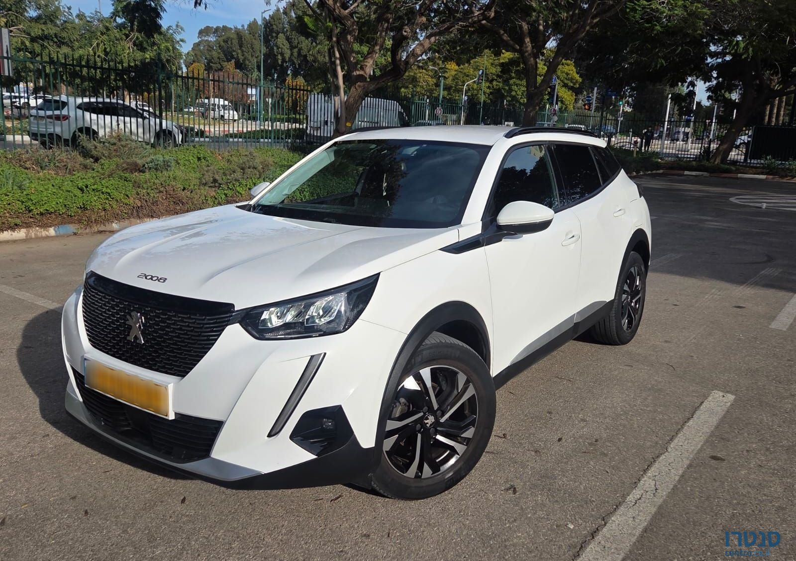 2022' Peugeot 2008 פיג'ו photo #1