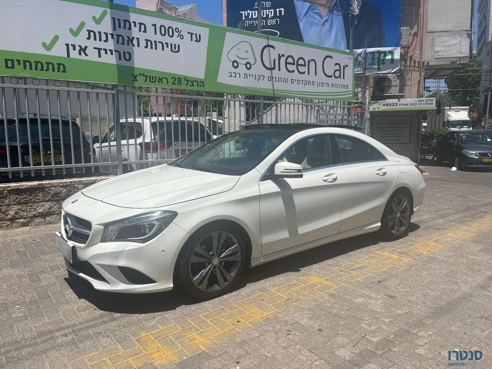 2017' Mercedes-Benz CLA photo #2