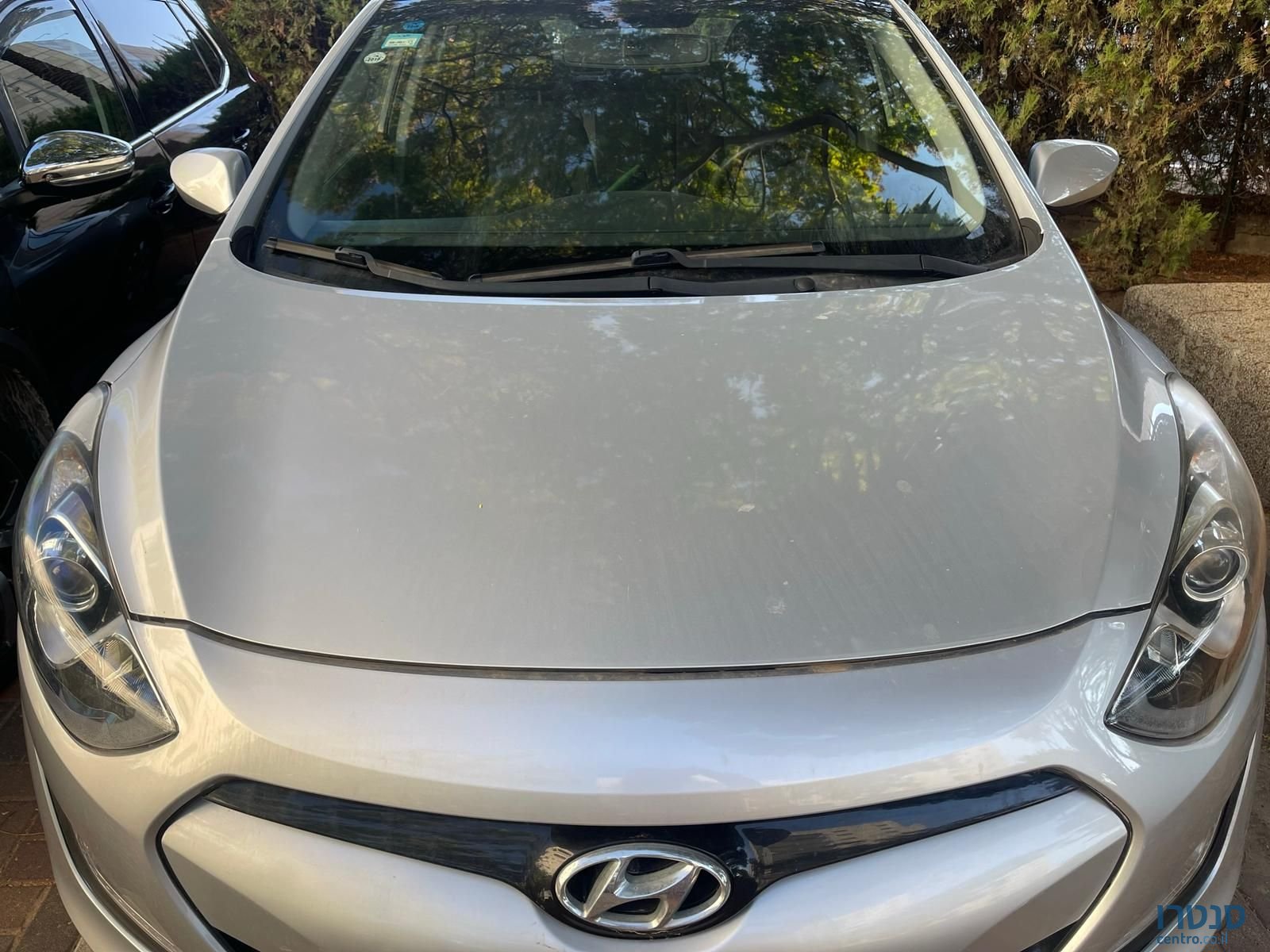 2012' Hyundai i30 יונדאי photo #1