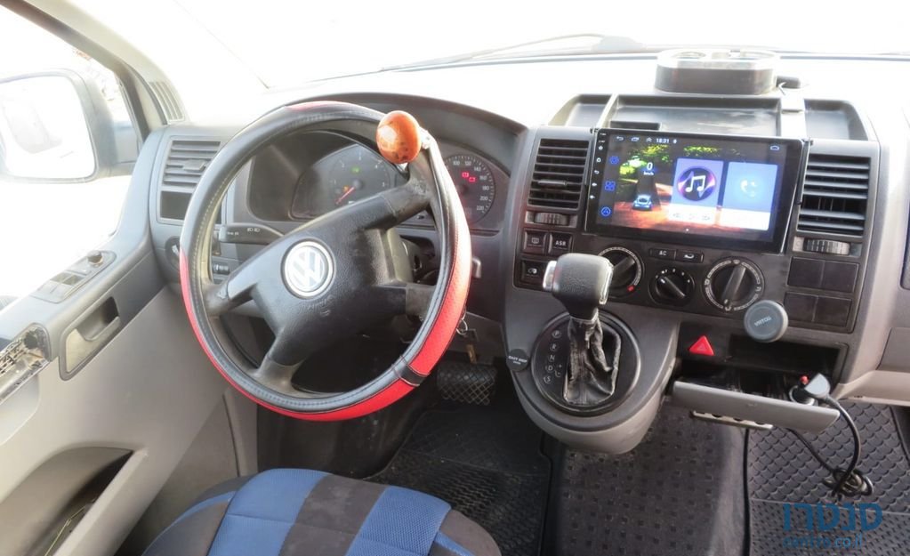 2006' Volkswagen פולקסווגן טרנספורטר photo #6