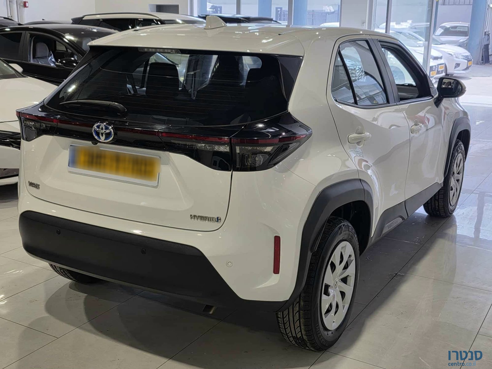 2023' Toyota Yaris Cross photo #3