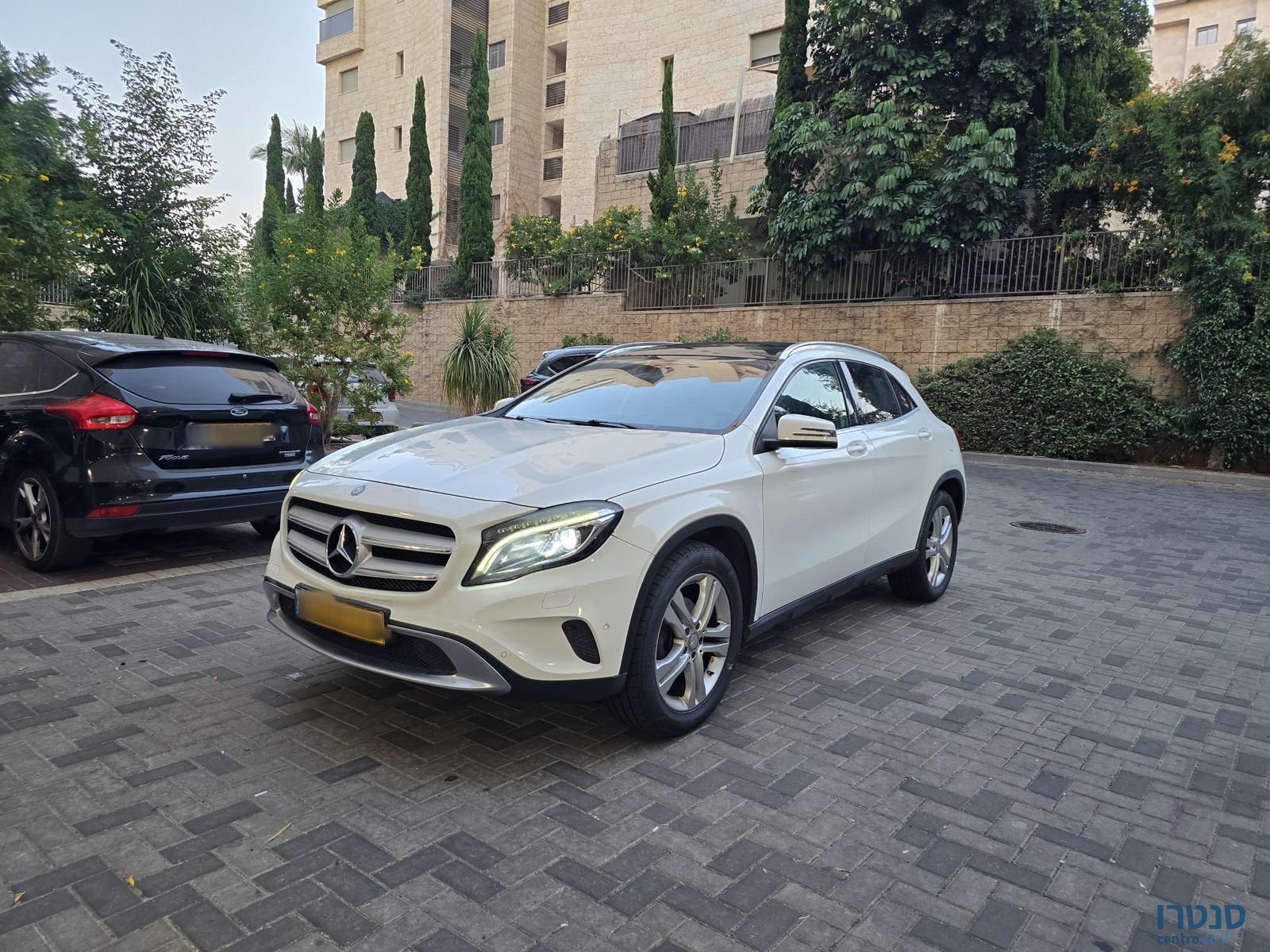 2016' Mercedes-Benz GLA 200 photo #5