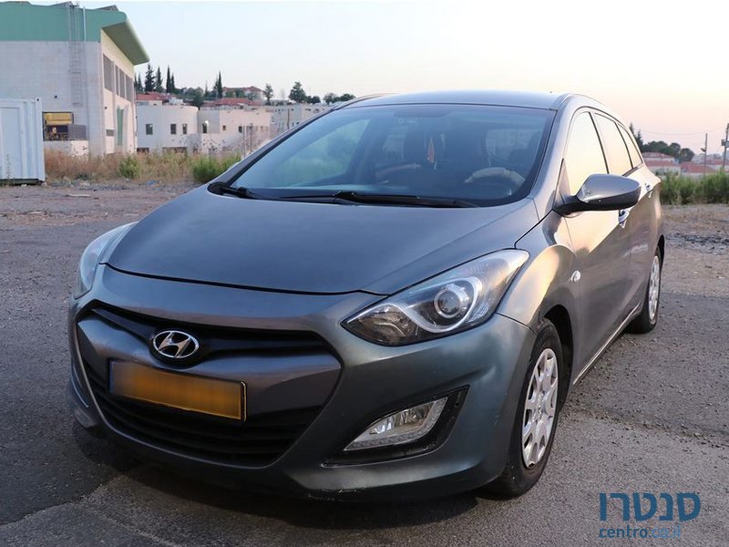 2014' Hyundai i30 יונדאי photo #1