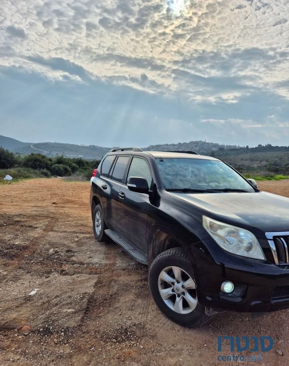 2010' Toyota Land Cruiser טויוטה לנד קרוזר photo #4