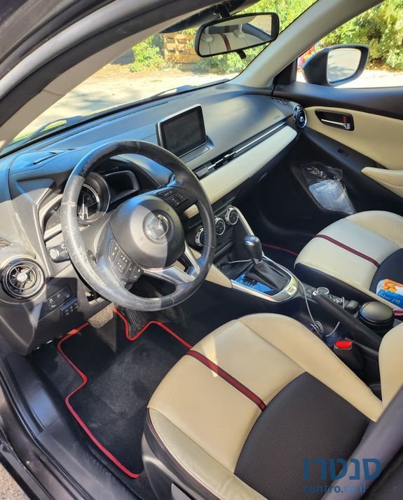 2017' Mazda 2 מאזדה photo #5