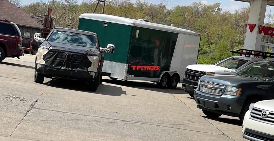 2022 Toyota Tundra Spied Once More With A Huge Trailer In Tow