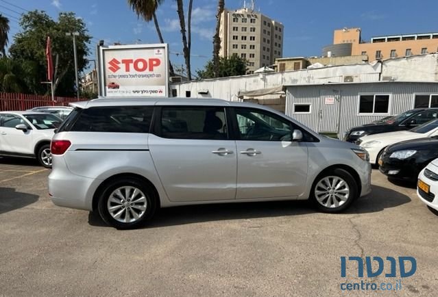 2018' Kia Carnival קיה קרניבל photo #3