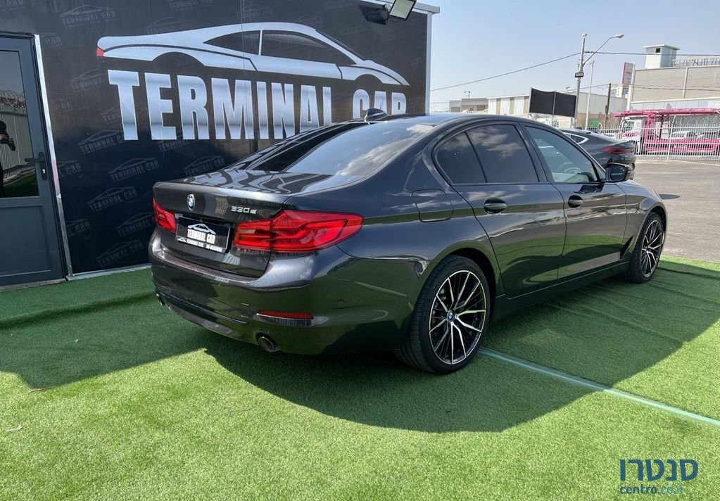 2020' BMW 5 Series ב.מ.וו סדרה 5 photo #6