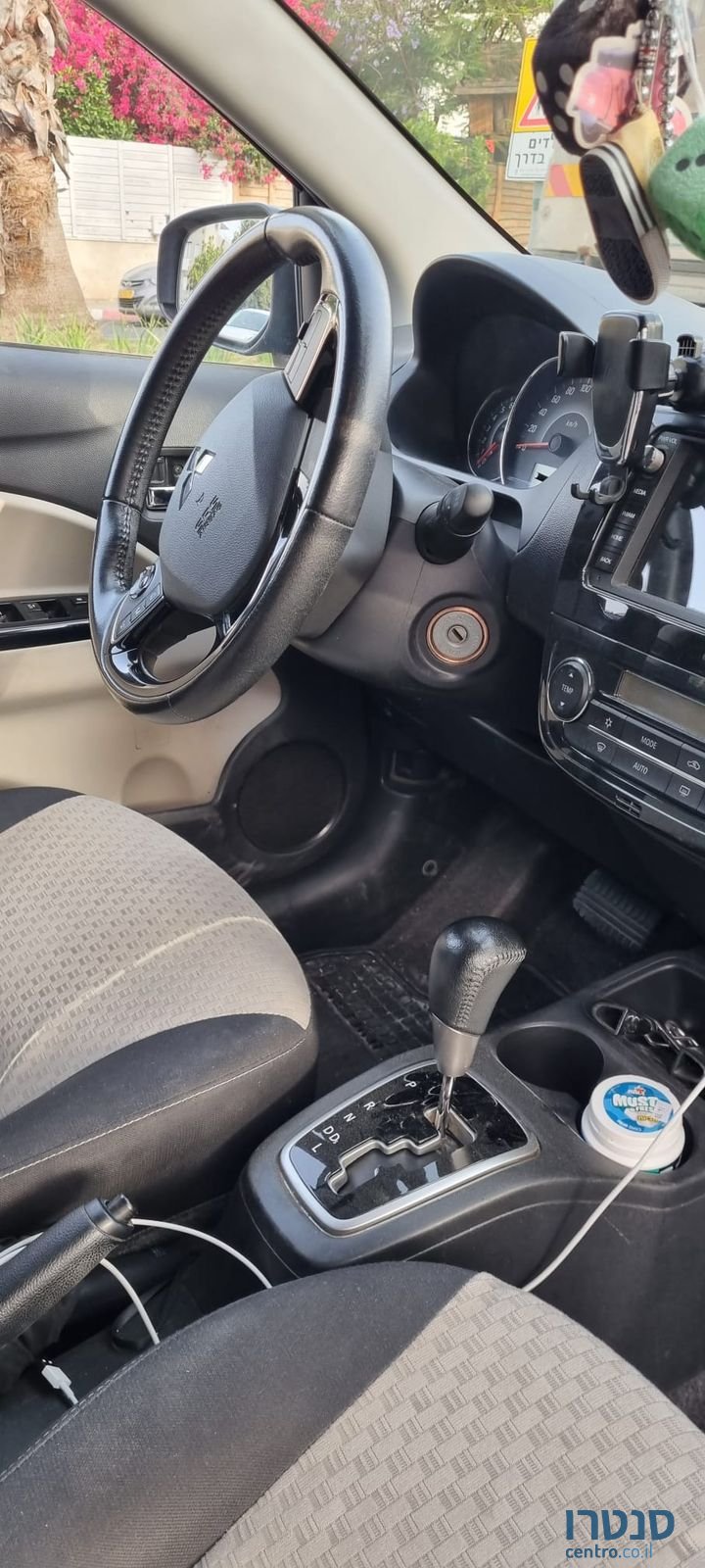 2017' Mitsubishi Space Star מיצובישי ספייס סטאר photo #2