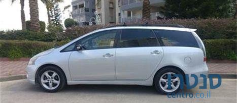 2008' Mitsubishi Grandis מיצובישי גרנדיס photo #3