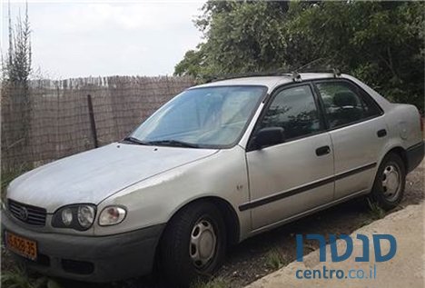 2002' Toyota Corolla photo #1