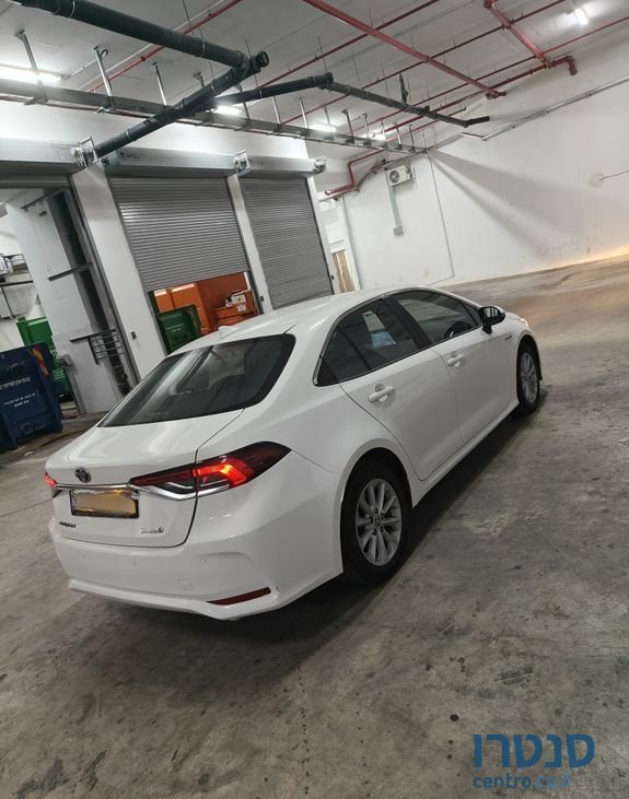2020' Toyota Corolla טויוטה קורולה photo #3