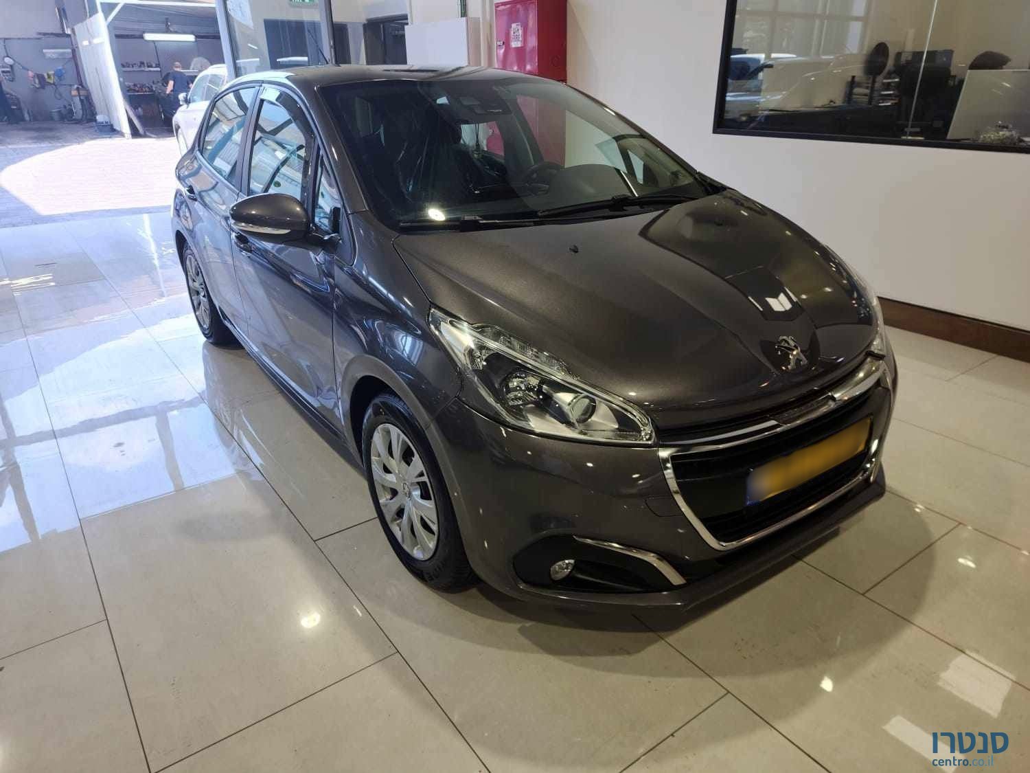 2020' Peugeot 208 ACTIVE photo #2