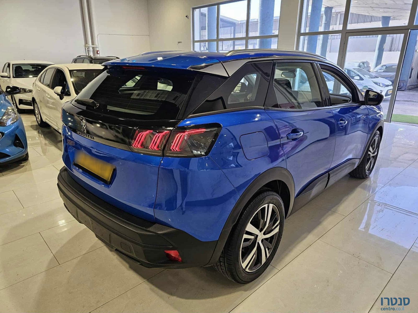 2022' Peugeot 3008 photo #3