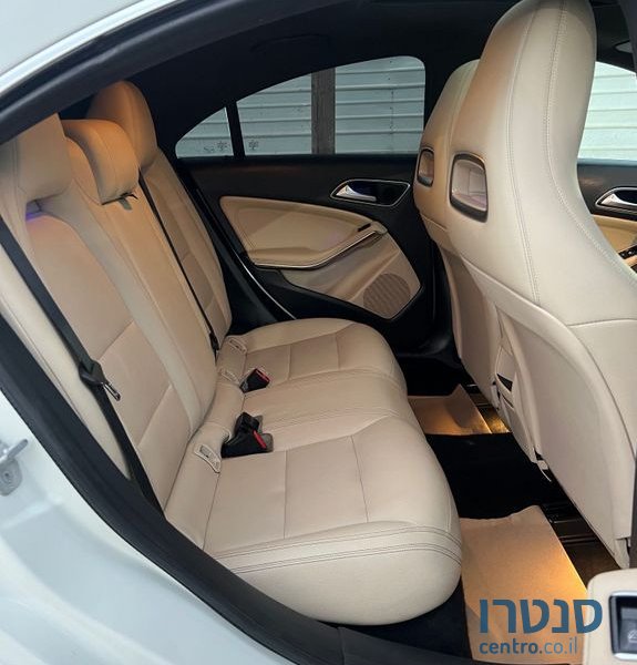 2016' Mercedes-Benz Cla מרצדס photo #2