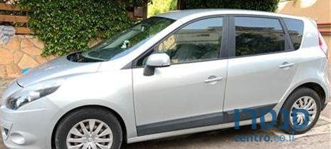 2010' Renault Scenic רנו סניק photo #3