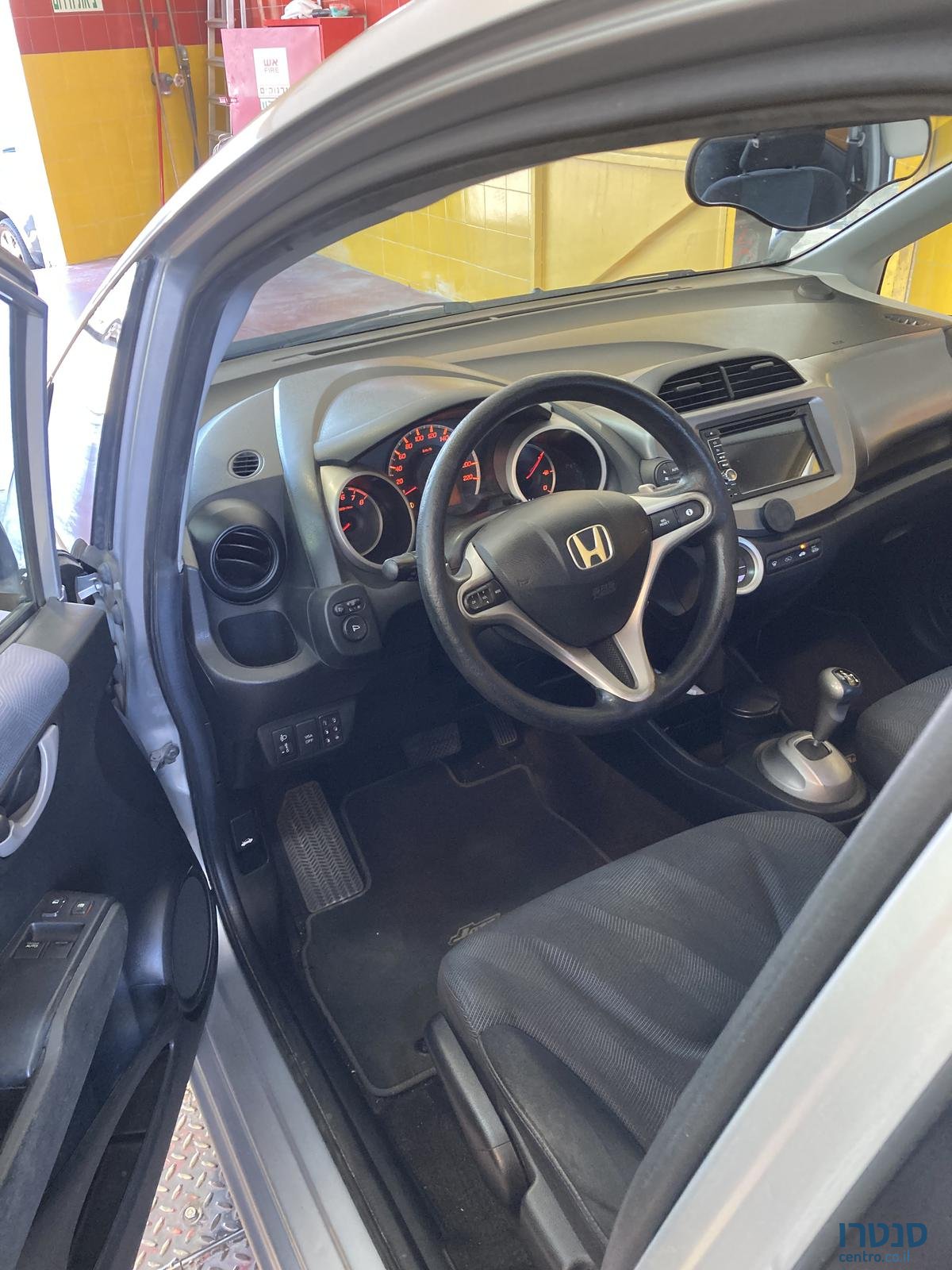 2010' Honda Jazz photo #5