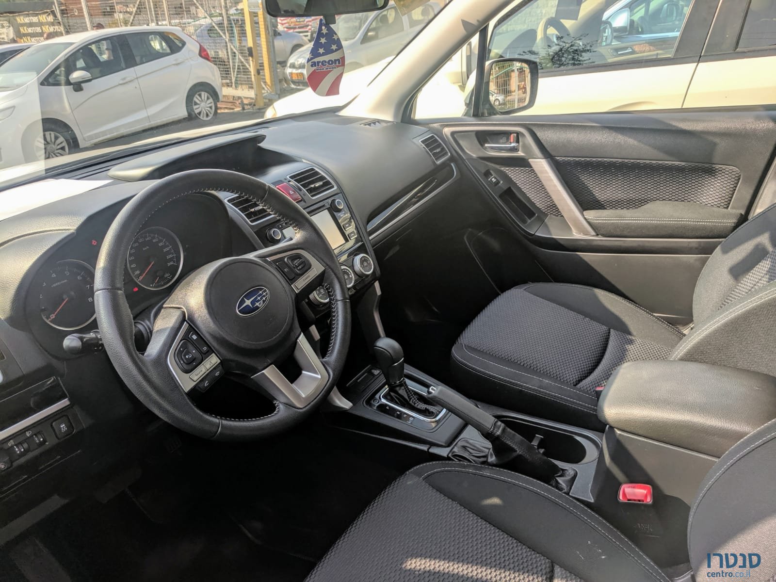 2017' Subaru Forester photo #4