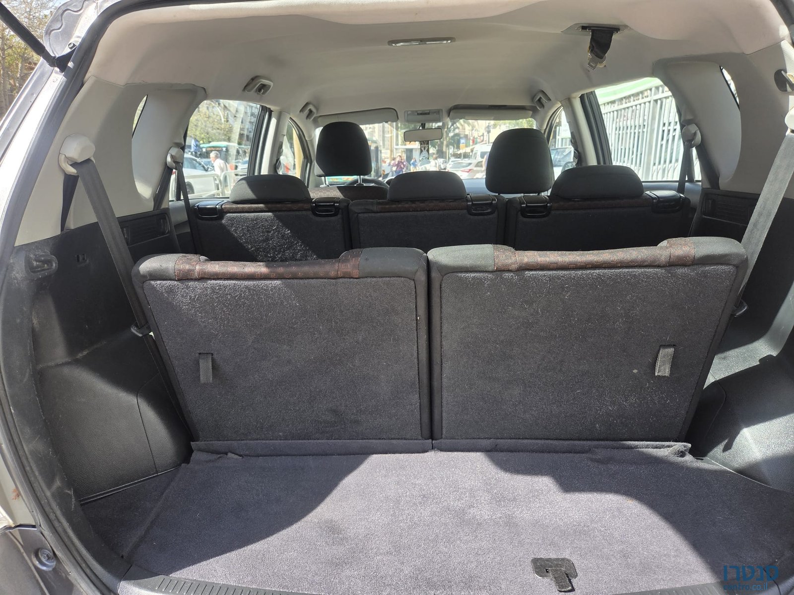 2011' Toyota Verso photo #5