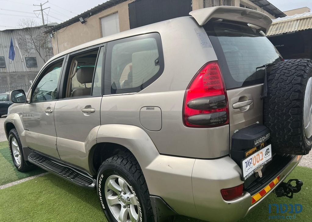 2004' Toyota Land Cruiser טויוטה לנד קרוזר photo #5