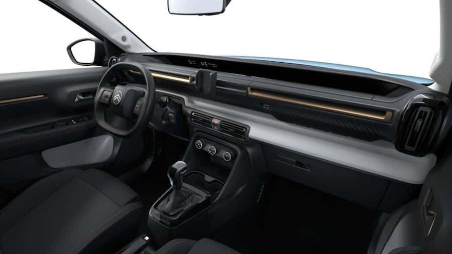 Citroen C3 Aircross Base Model Interior