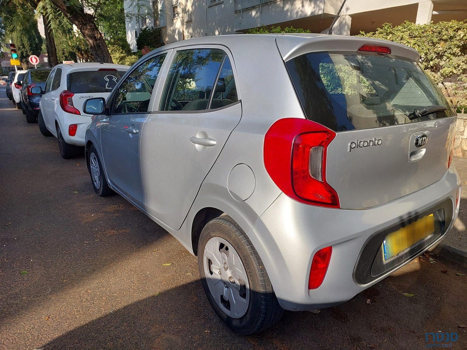 2020' Kia Picanto photo #5