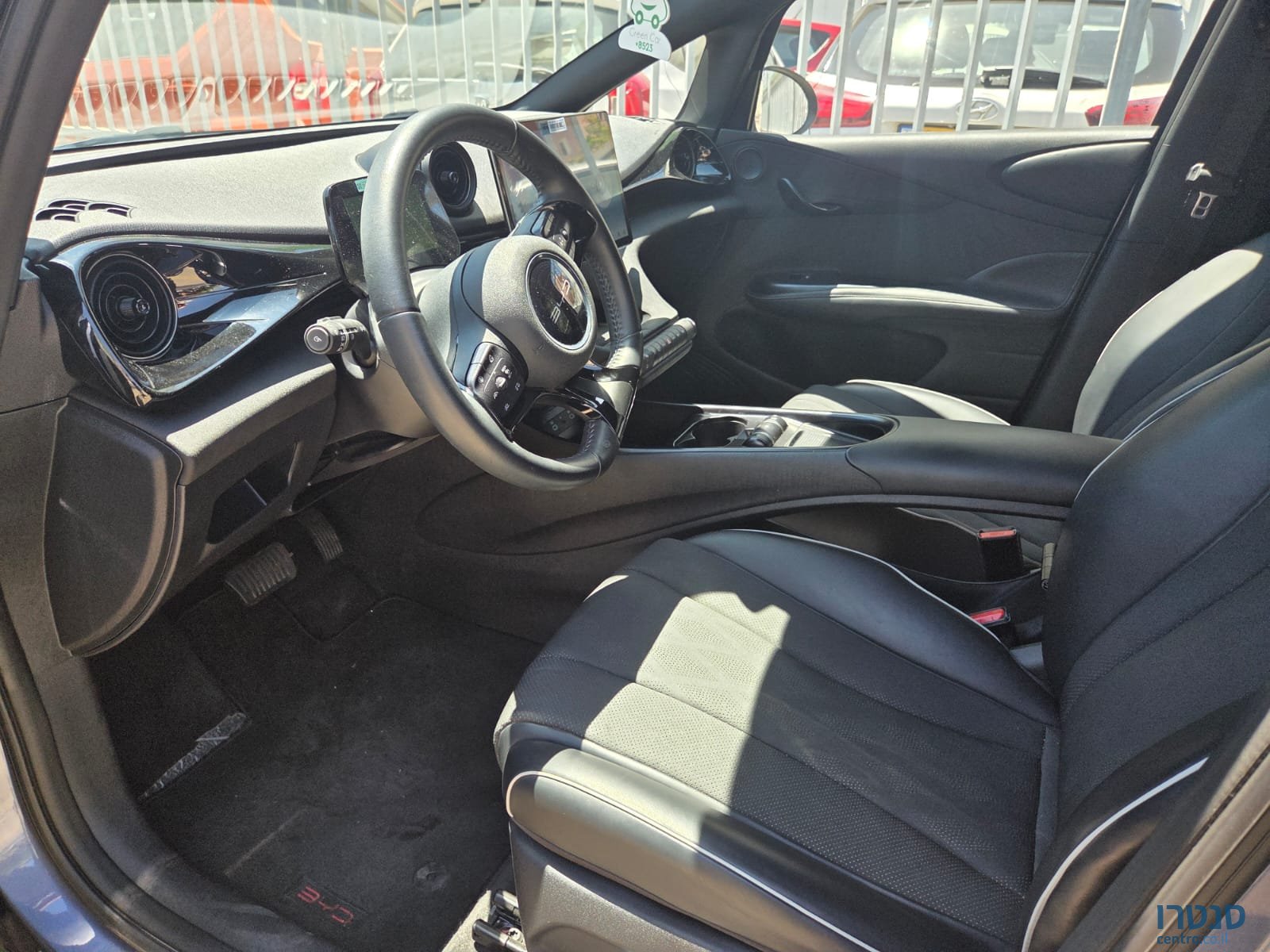 2024' BYD DOLPHIN photo #2