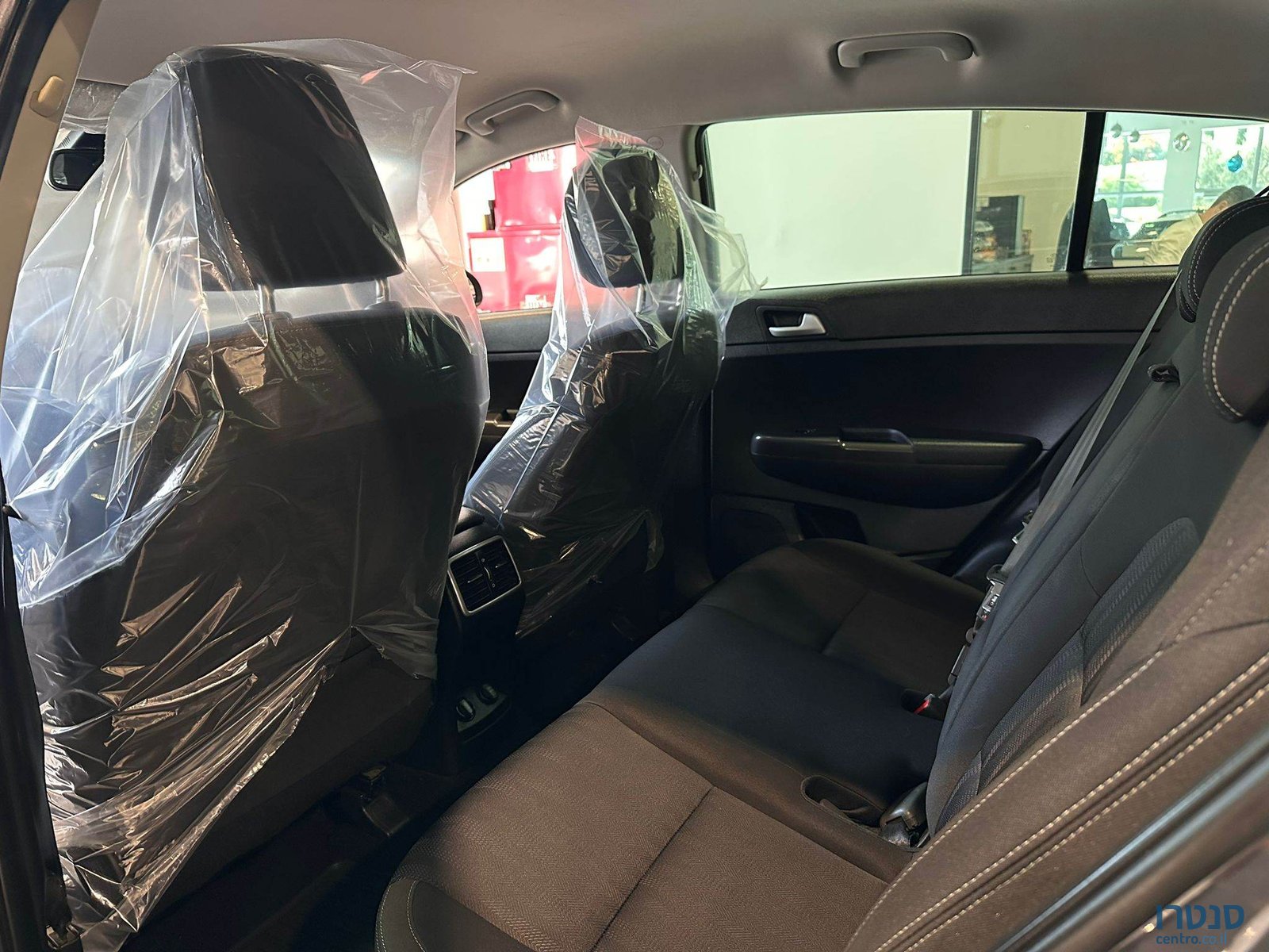 2021' Kia Sportage photo #6