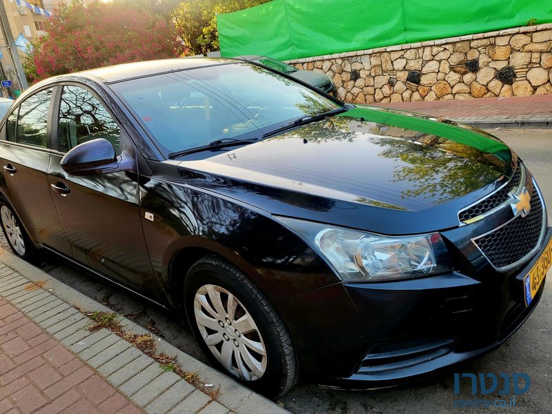 2012' Chevrolet Cruze photo #1