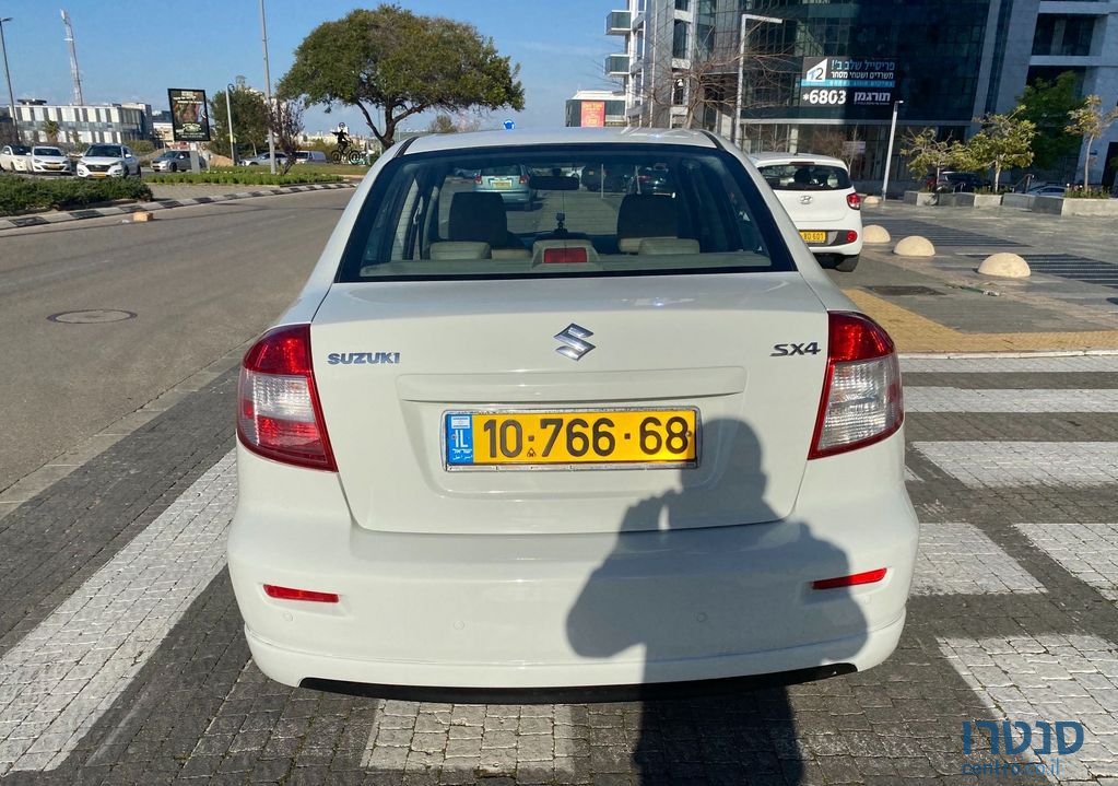2009' Suzuki SX4 סוזוקי photo #4