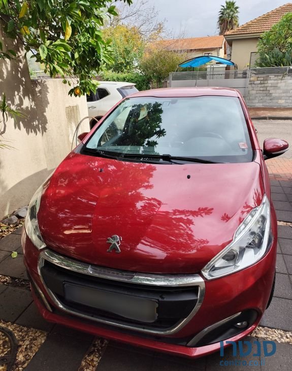 2016' Peugeot 208 פיג'ו photo #1