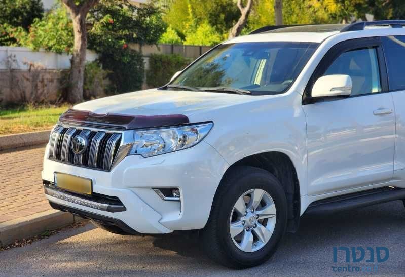 2022' Toyota Land Cruiser טויוטה לנד קרוזר photo #5